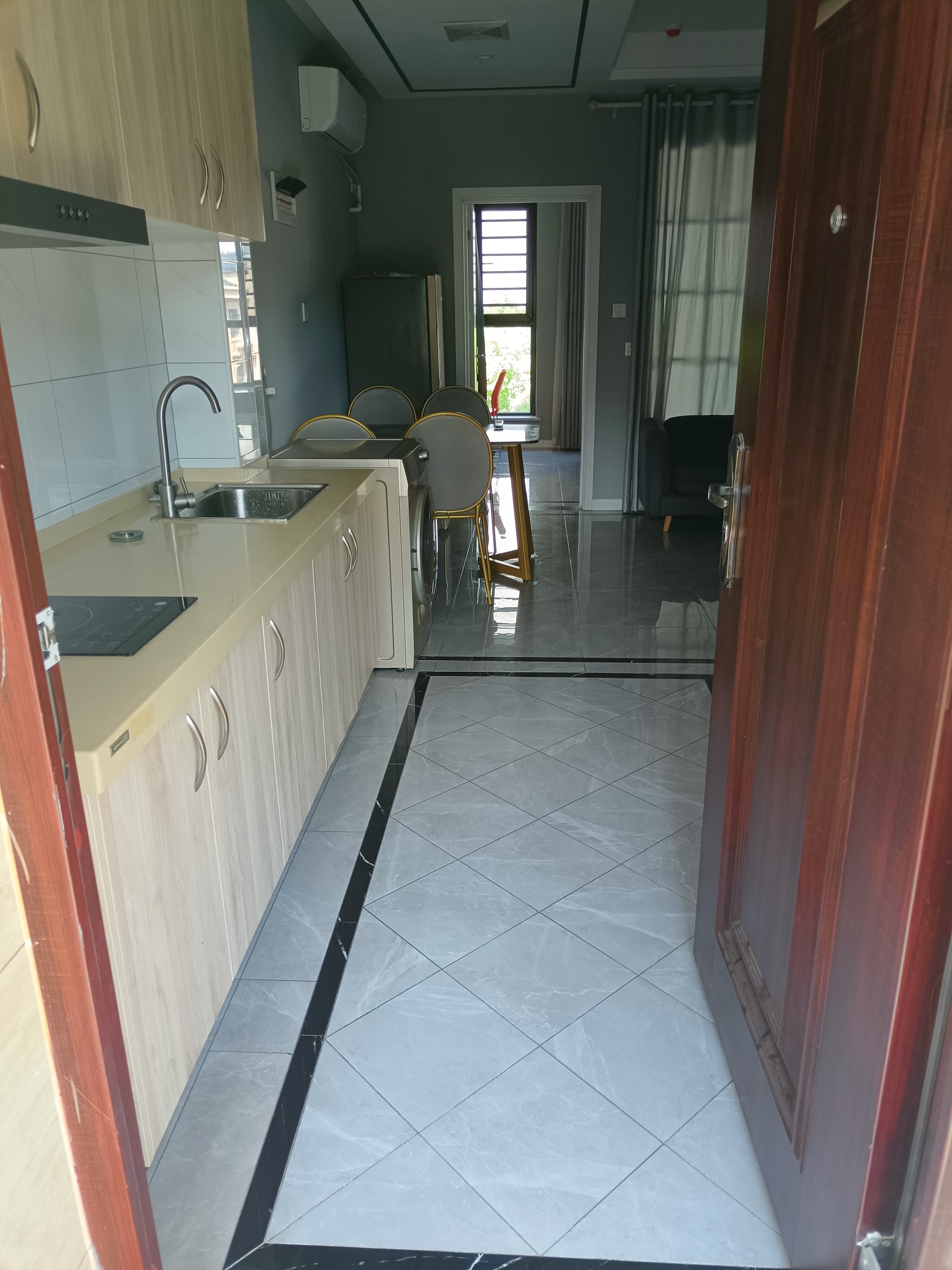 青春里  1室1厅1卫    46.0万