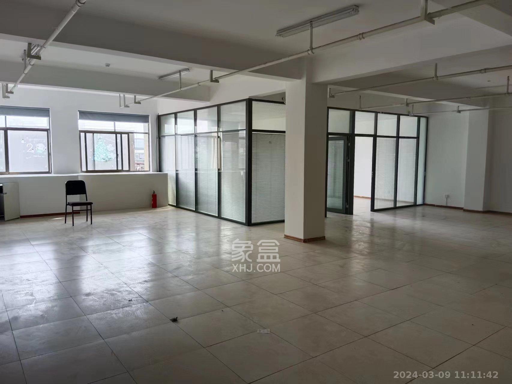 湖南麓谷国际医疗器械产业园   195.81㎡      7500.0元/月室内图