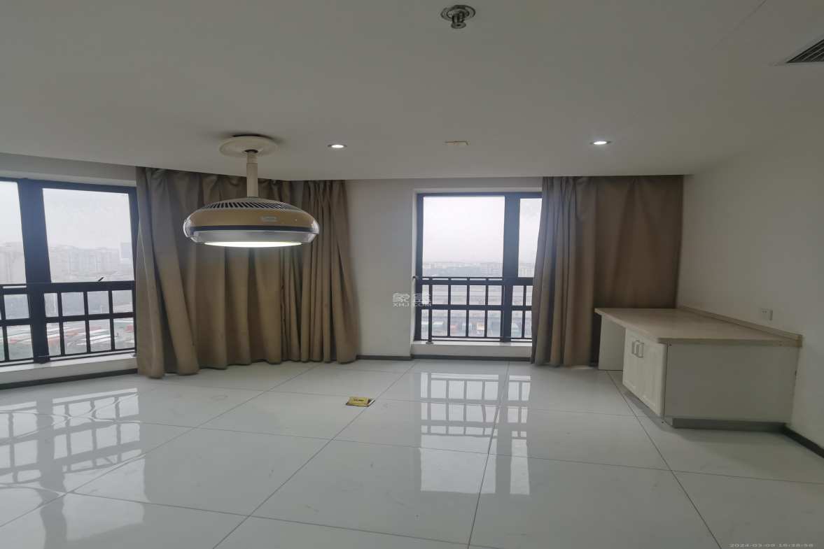 博雅例外  1室1厅1卫    1800.0元/月室内图