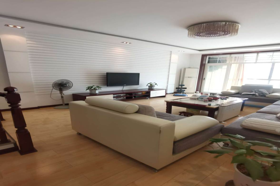 勤政小区(小科七、八、十号地)  0室0厅0卫    108.0万客厅