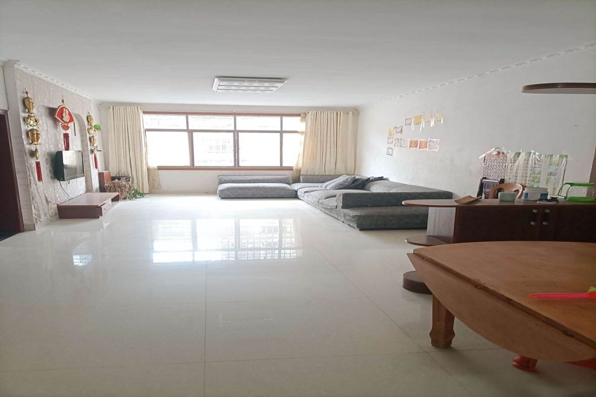 勤政小区(小科七、八、十号地)  3室2厅2卫    79.8万室内图1