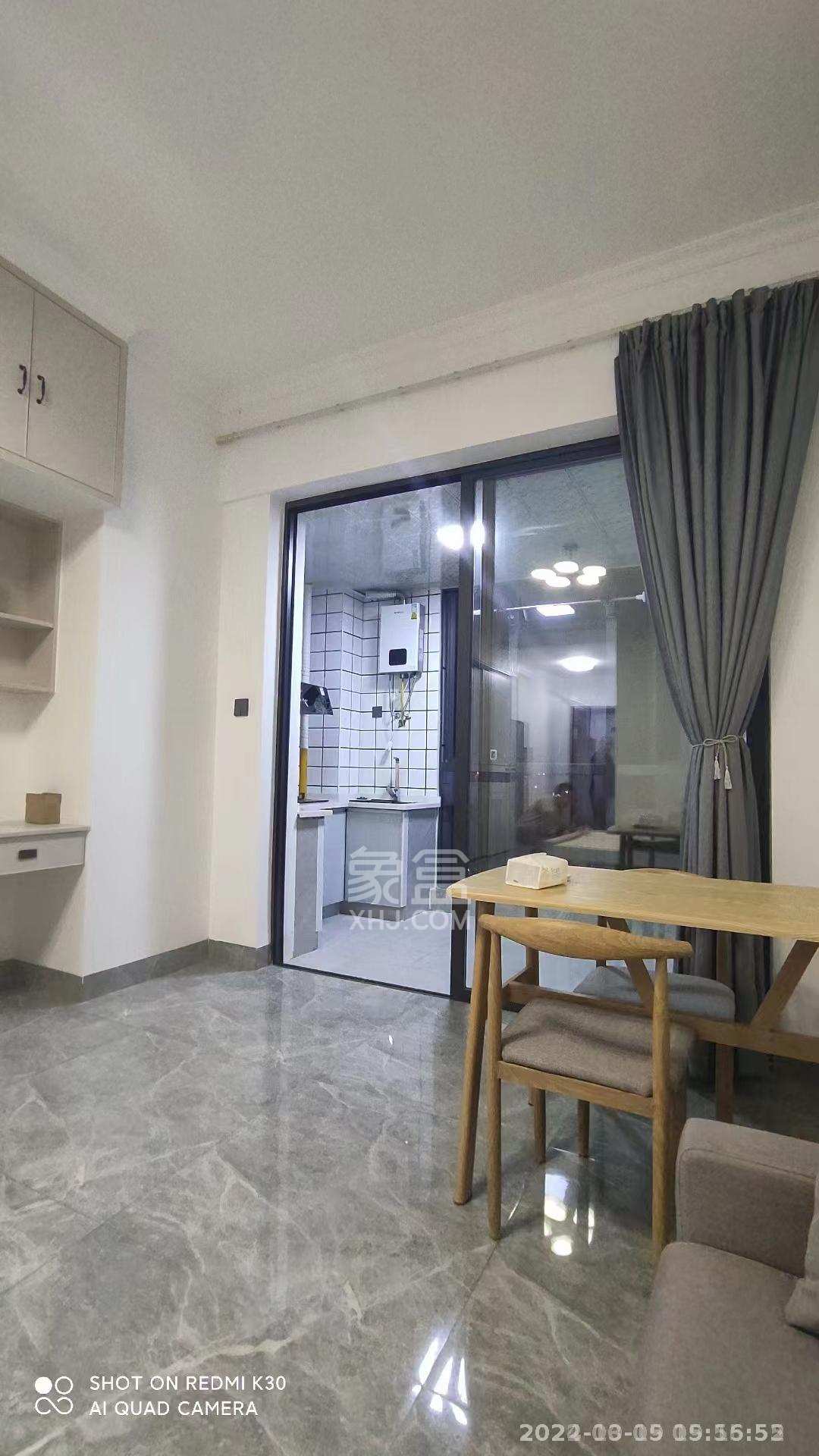 中泰财富湘江 1室1厅1卫 1600.0元/月 中泰财富湘江 1室1厅1卫 1600.0元/月室内图