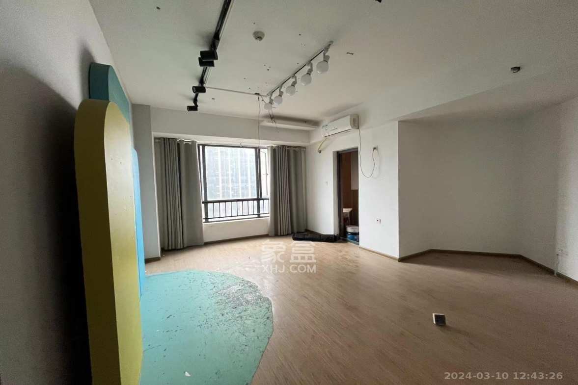 万博汇  1室1厅1卫   2000.00元/月室内图1