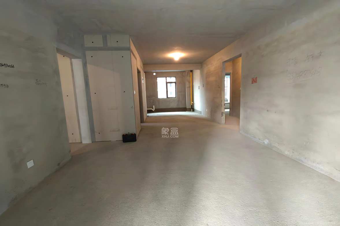 日盛湖湘悦府  3室2厅2卫    1200.0元/月 日盛湖湘悦府  3室2厅2卫    1200.0元/月室内图1