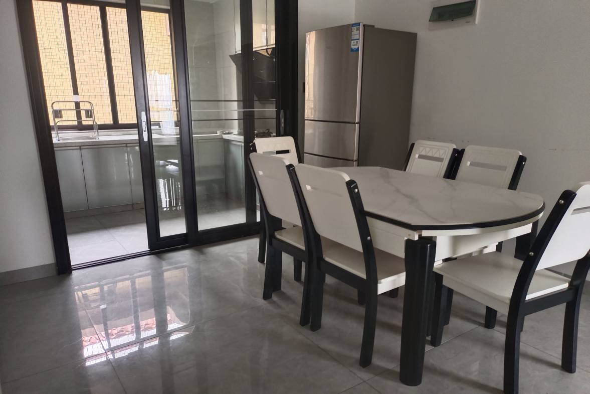 金钟时代城  0室0厅0卫    3000.0元/月 金钟时代城  0室0厅0卫    3000.0元/月室内图