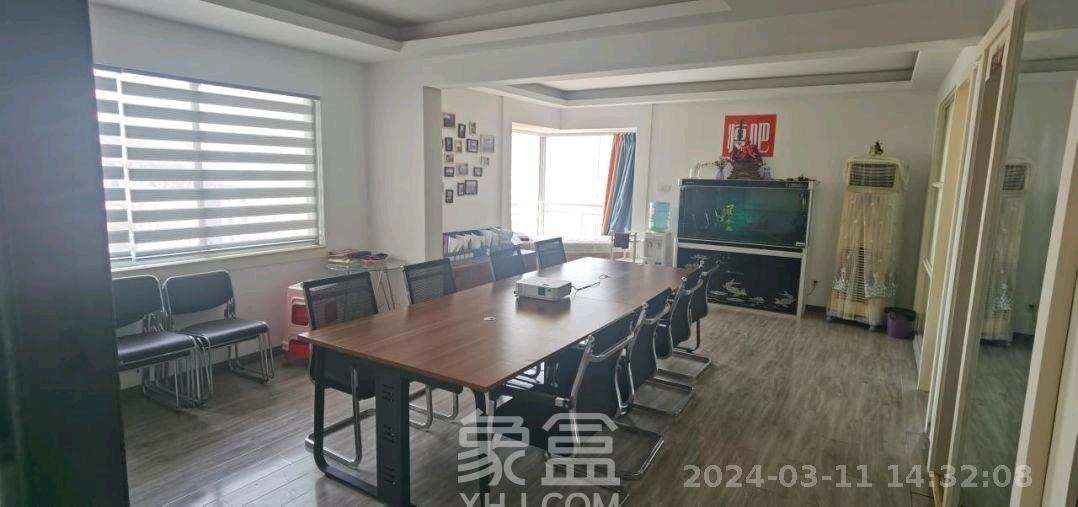 东方之珠  2室2厅1卫   2000.00元/月室内图1