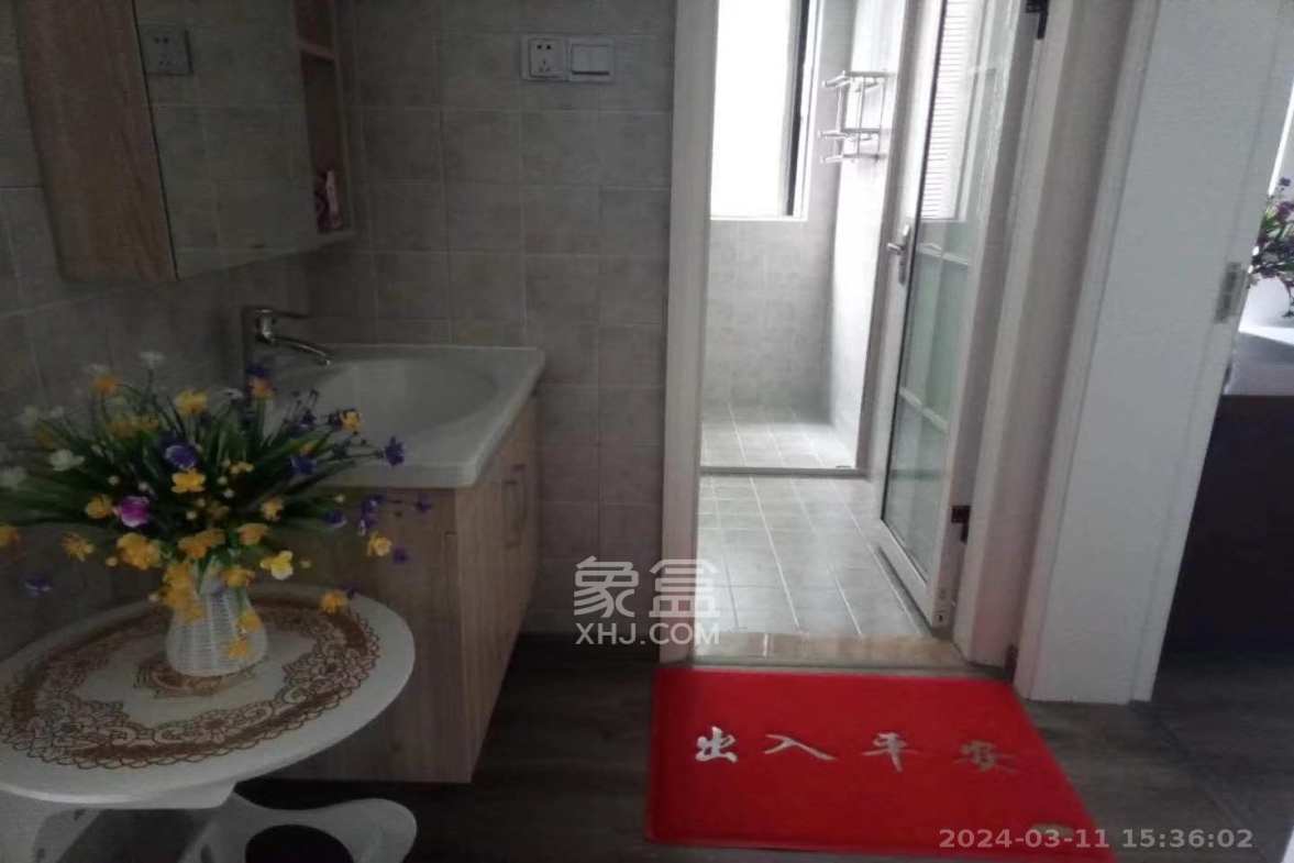 万象府台  3室2厅1卫    3200.0元/月室内图