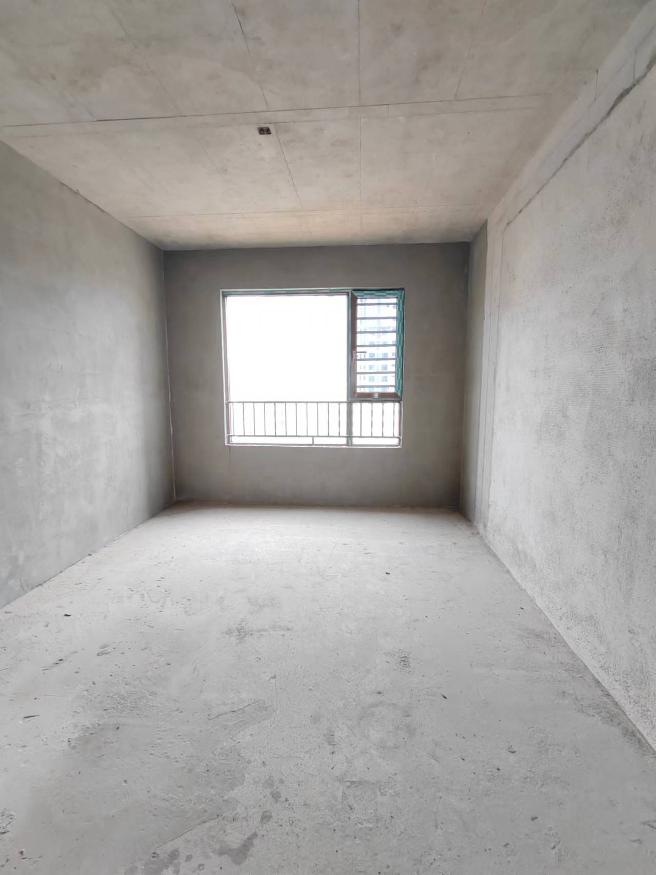 湘悦青春里  4室2厅2卫    105.0万