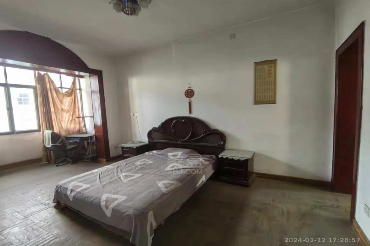 汇达花园  3室1厅1卫    1000.0元/月室内图