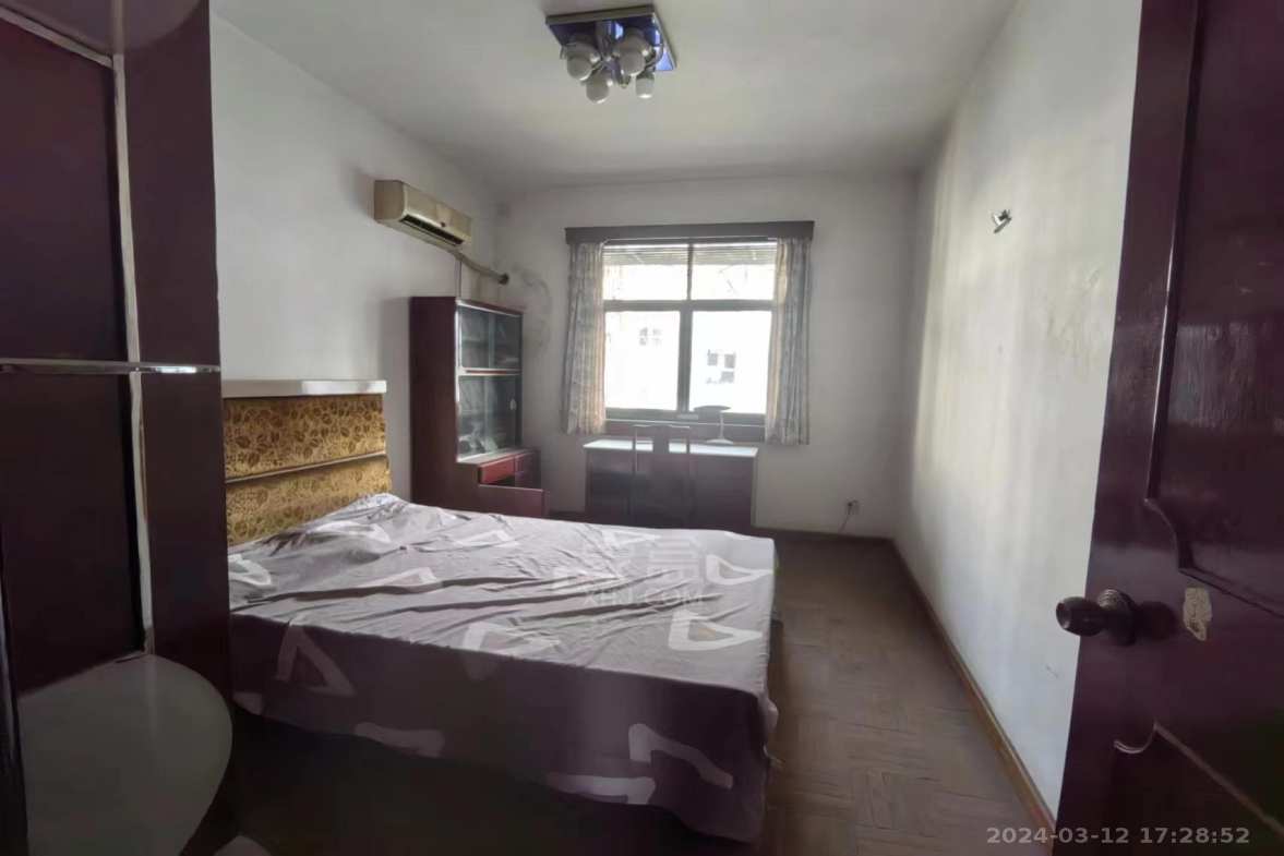 汇达花园  3室1厅1卫    1000.0元/月室内图