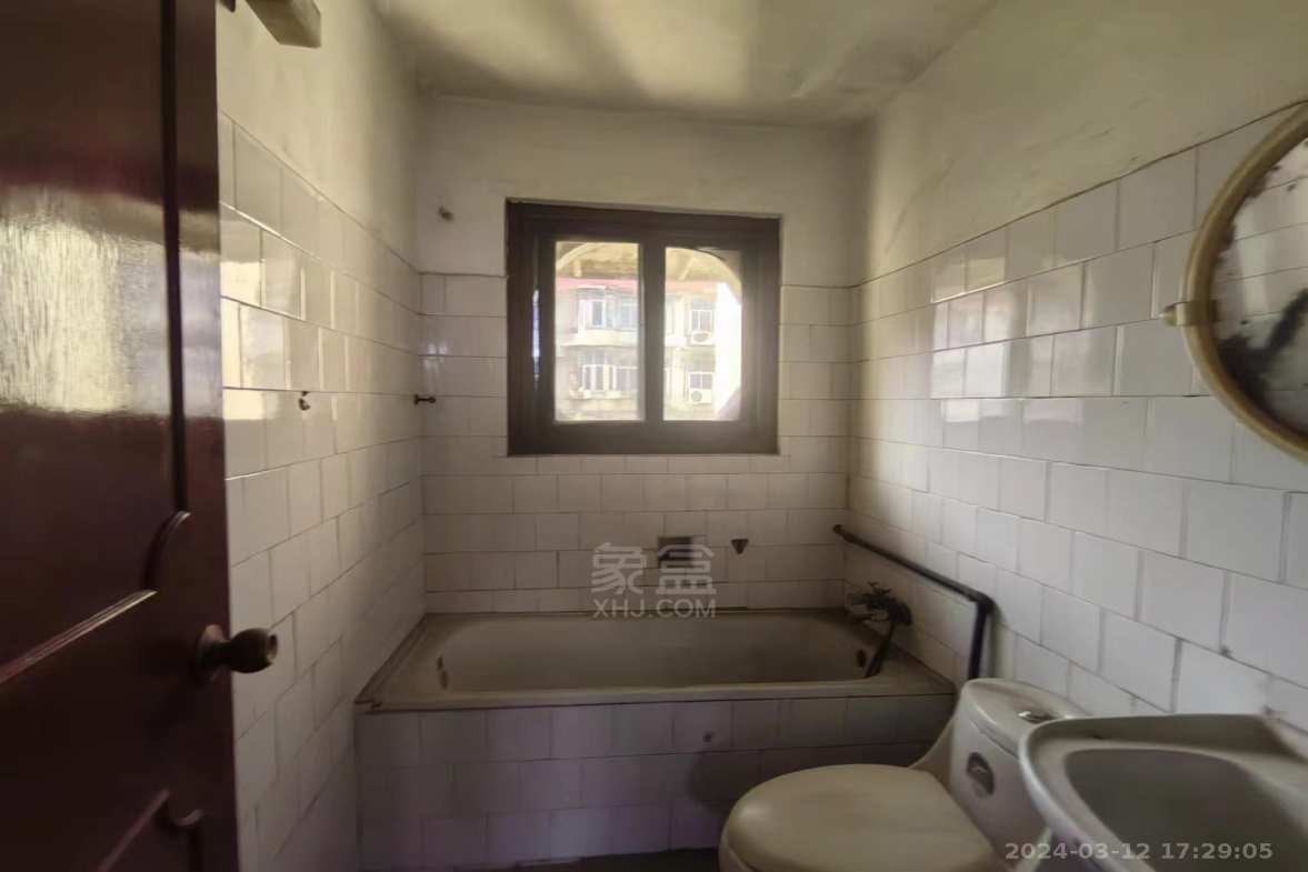 汇达花园  3室1厅1卫    1000.0元/月室内图