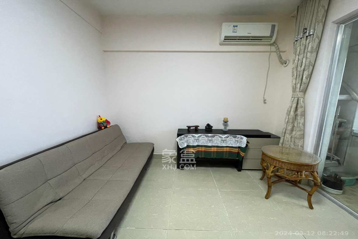 观湖公寓  1室1厅1卫    1800.0元/月室内图