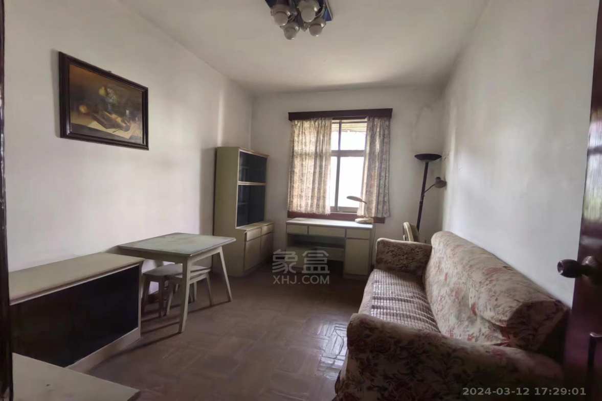 汇达花园  3室1厅1卫    1000.0元/月室内图