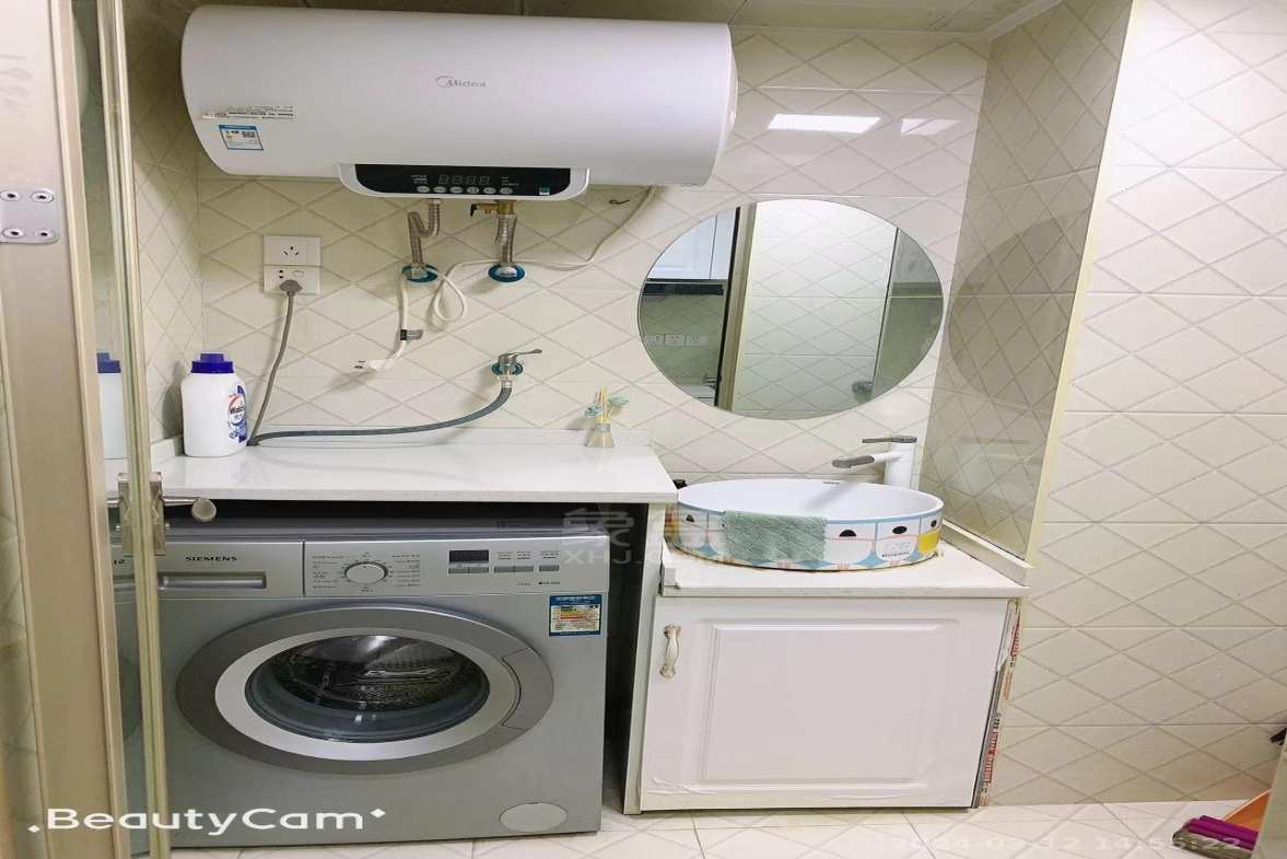 新桂公馆  1室1厅1卫   1000.00元/月室内图