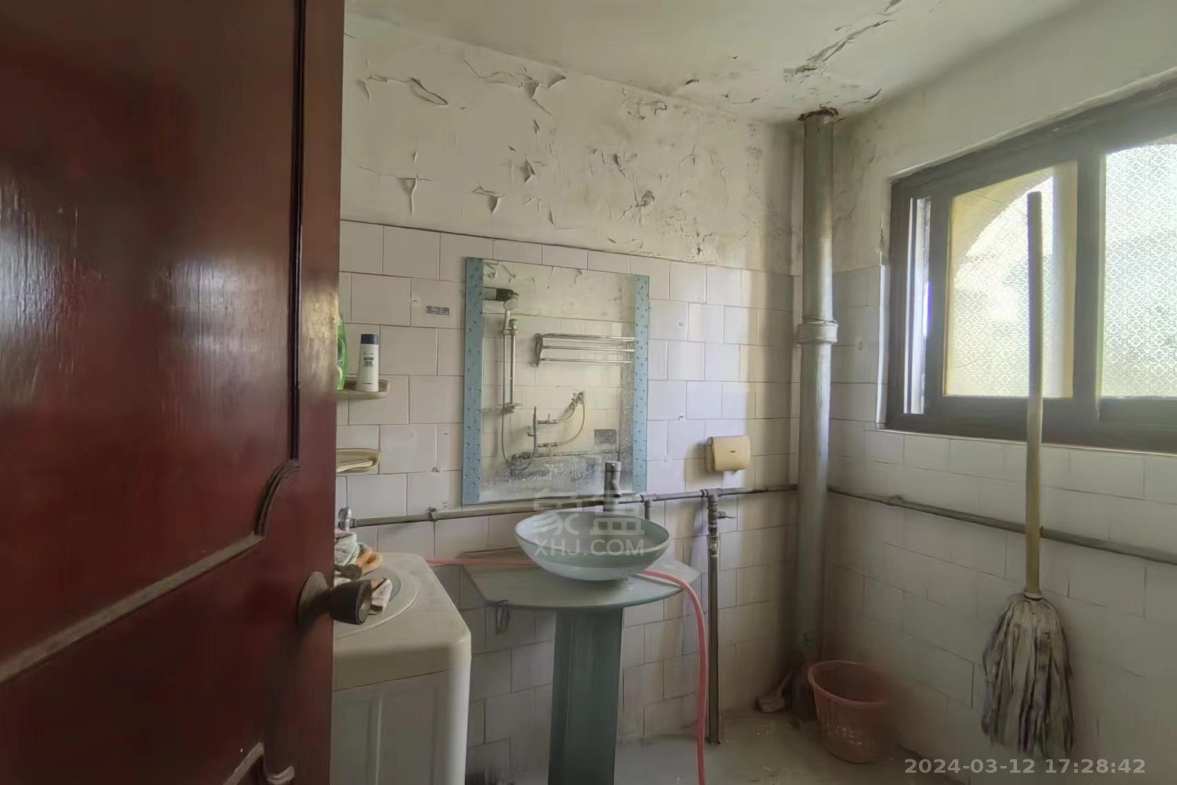 汇达花园  3室1厅1卫    1000.0元/月室内图