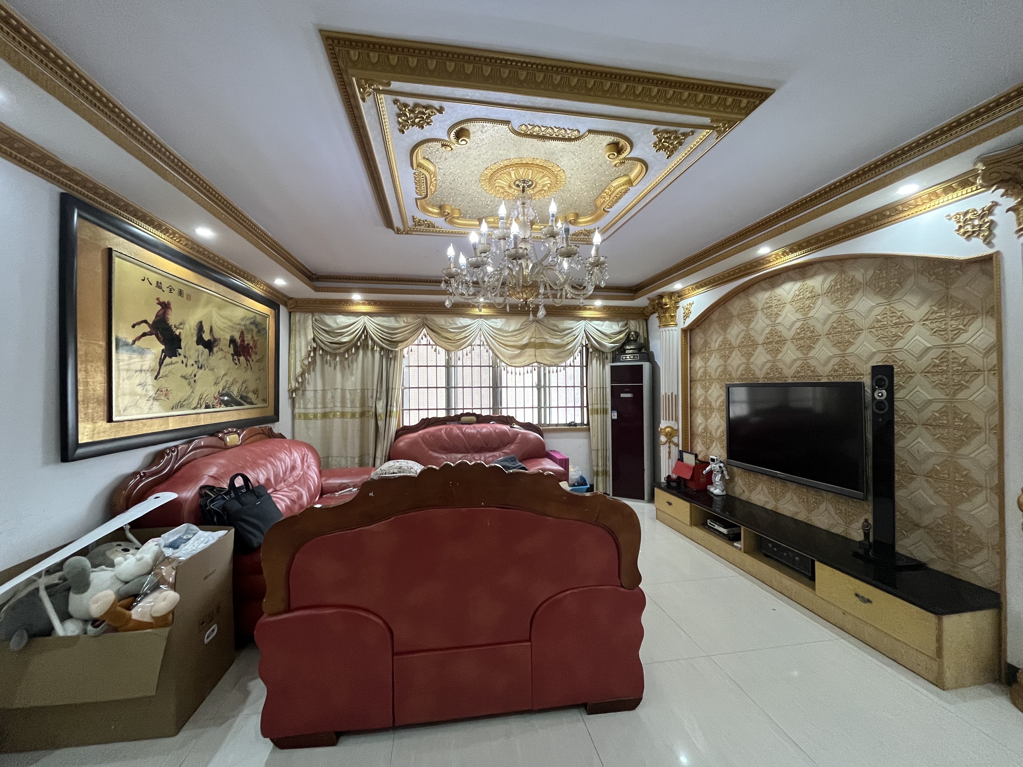 金园小区  4室2厅2卫    91.8万