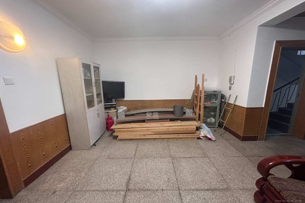 石佳冲小区  3室2厅1卫   2200.00元/月室内图