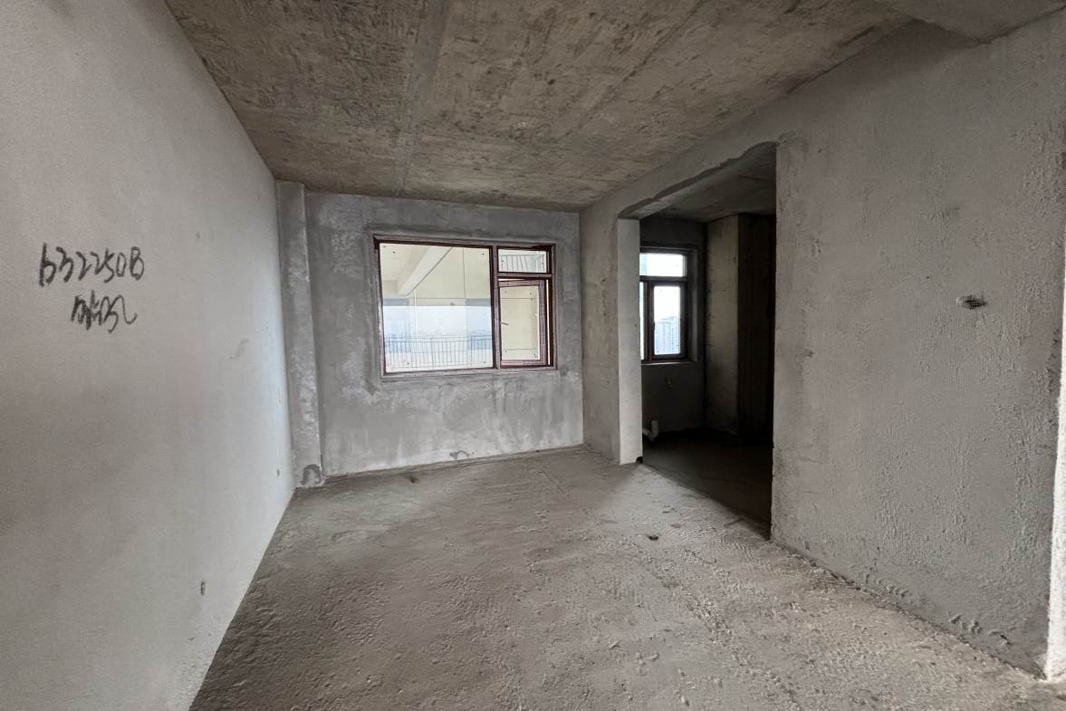 石化大院  3室2厅2卫    78.0万客厅