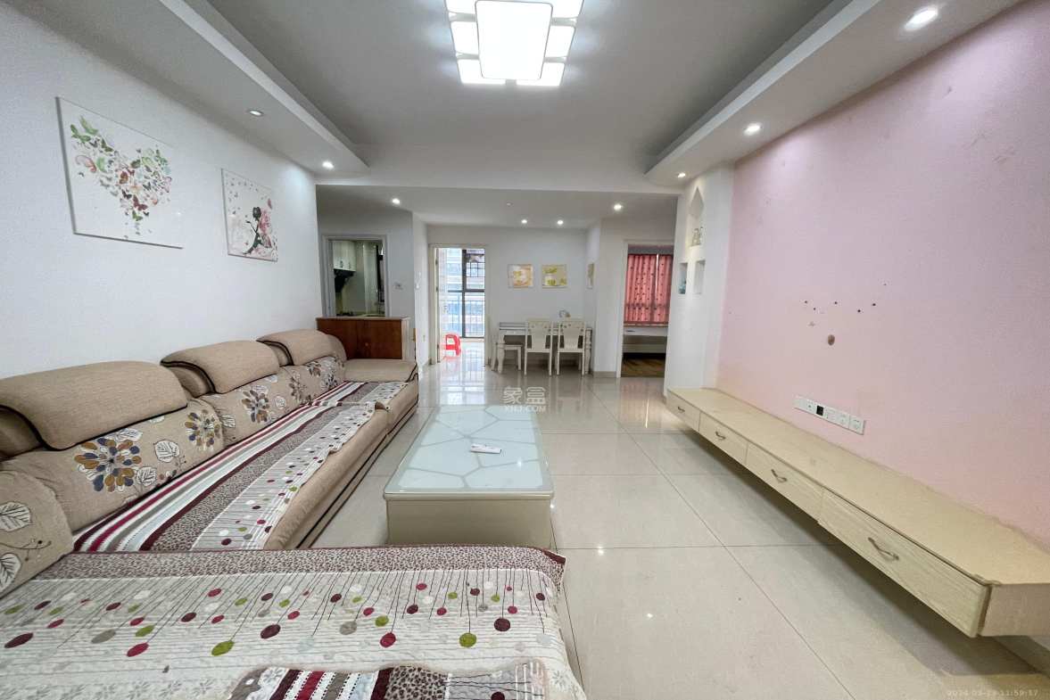 东岸城邦  2室2厅2卫   2200.00元/月室内图