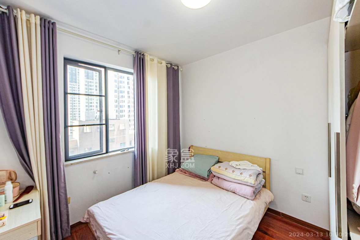 龙湾1号公馆  3室2厅1卫    2700.0元/月室内图