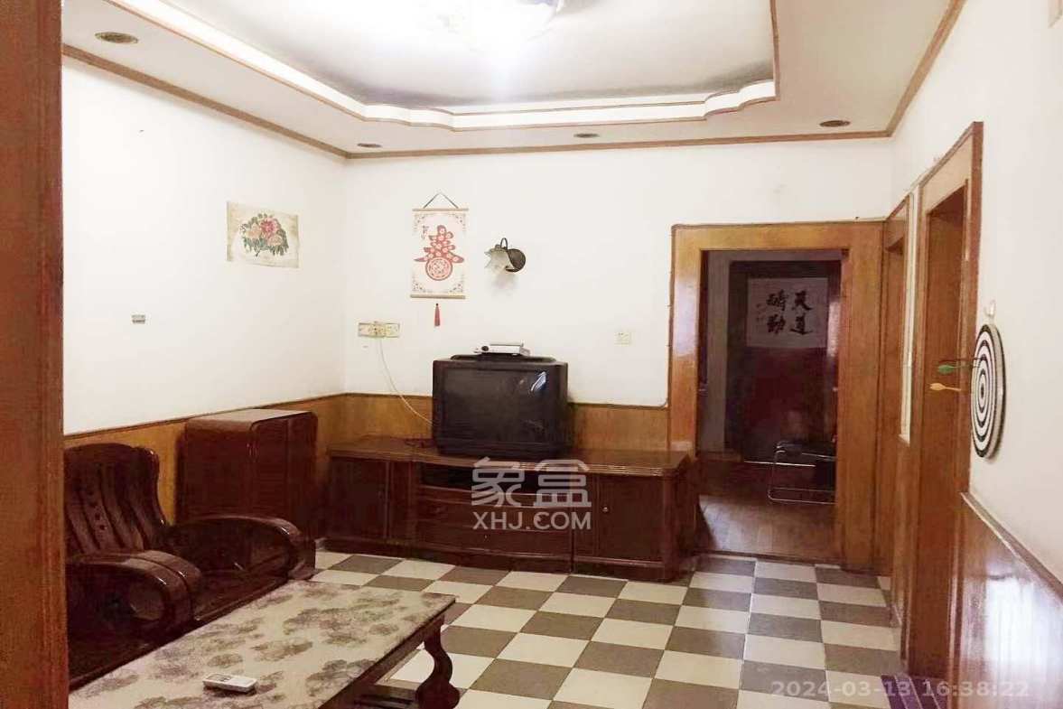 湘粮机械厂宿舍  2室1厅1卫   1500.00元/月室内图1