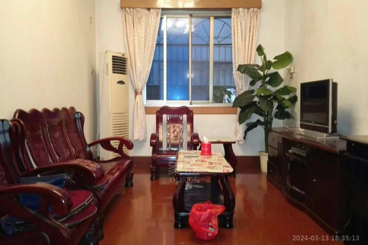 解放街散盘 2室2厅1卫 1000.0元/月 解放街散盘 2室2厅1卫 1000.0元/月室内图