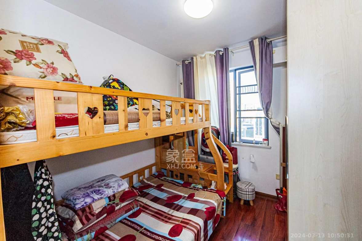 龙湾1号公馆  3室2厅1卫    2700.0元/月室内图