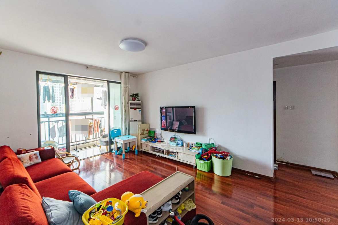 龙湾1号公馆  3室2厅1卫    2700.0元/月室内图