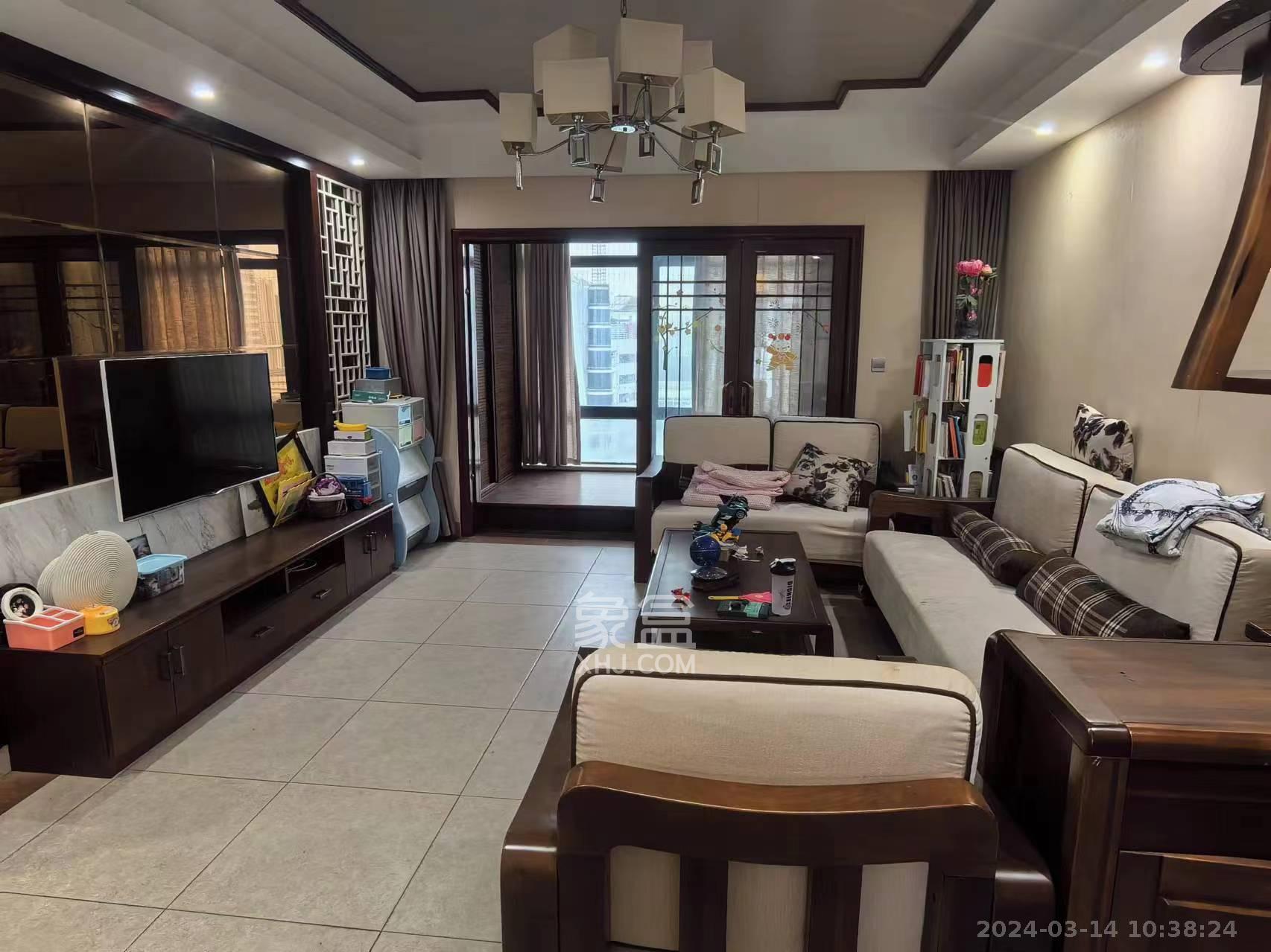 尚玲珑  3室2厅2卫    65.0万