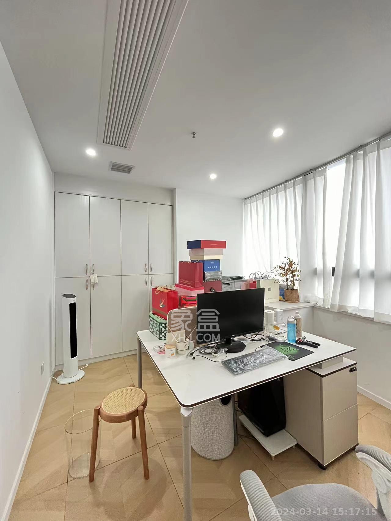 天祥水晶湾   123.0㎡      7000.0元/月