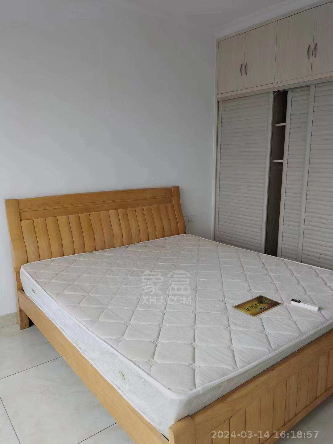 金轮翡翠名园  3室1厅1卫    1800.0元/月室内图