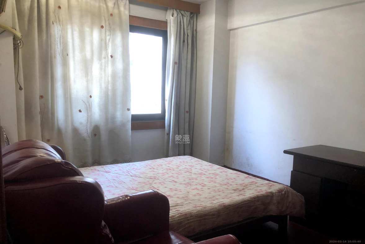 东塘工商银行宿舍 1室1厅1卫 1700.0元/月 东塘工商银行宿舍 1室1厅1卫 1700.0元/月室内图