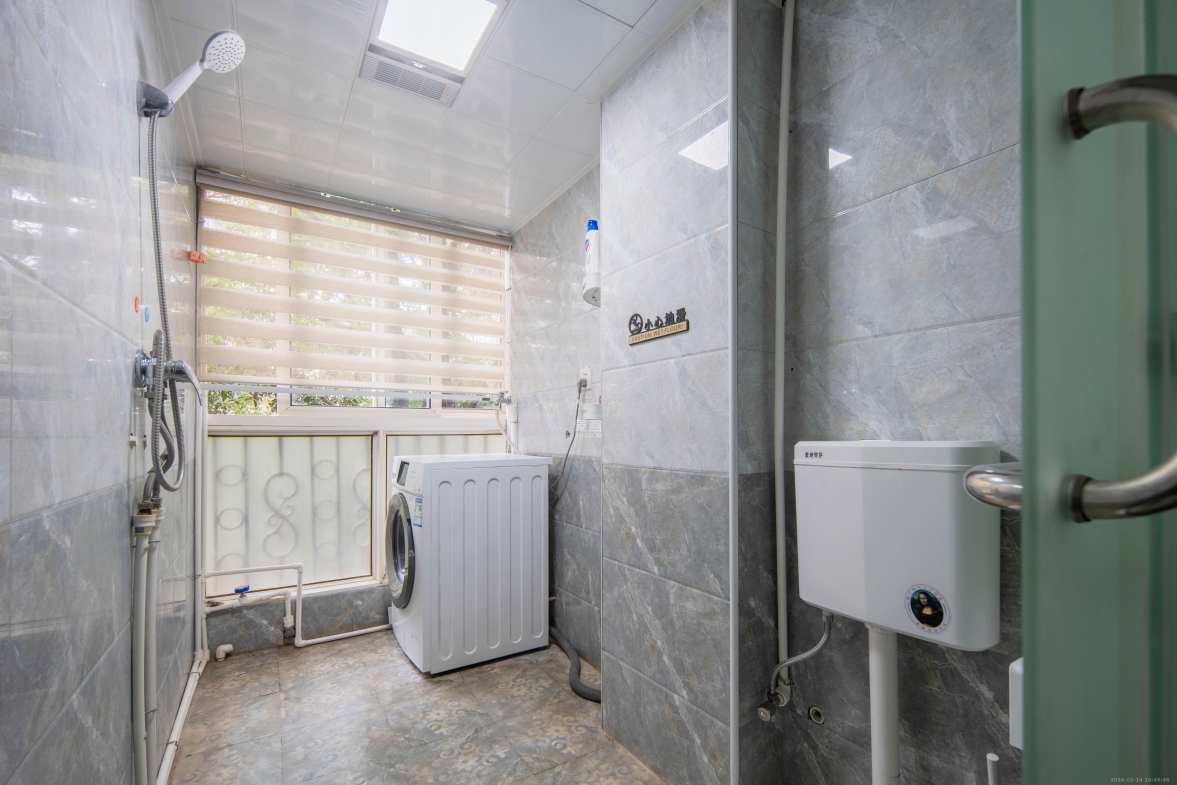 融城花苑  3室2厅2卫    4000.0元/月 融城花苑  3室2厅2卫    4000.0元/月室内图