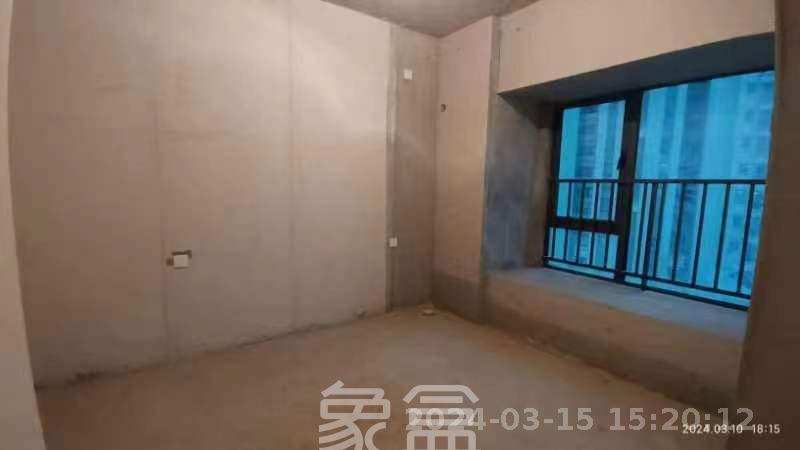 阳光城尚东湾愉景苑  4室1厅2卫    1500.0元/月室内图1