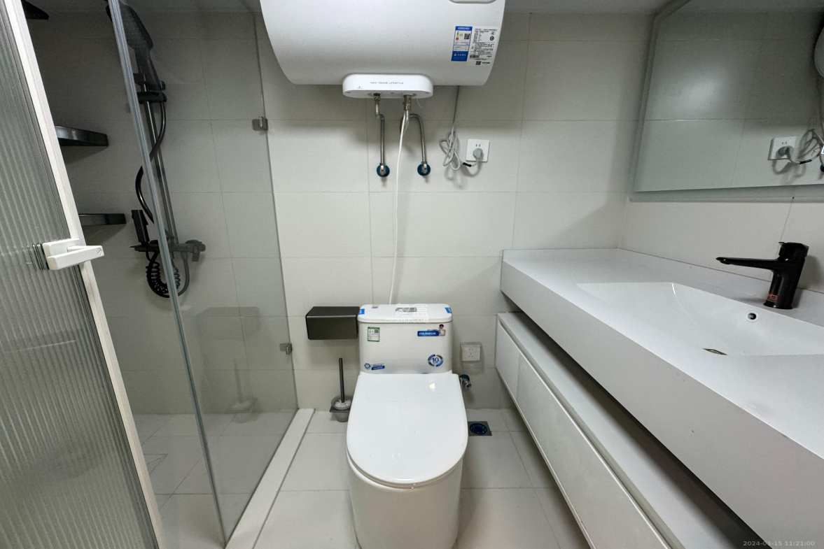 保利天禧EF区  2室1厅1卫    3600.0元/月室内图
