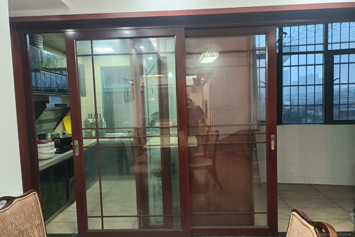 紫竹茗园 3室2厅2卫 2200.0元/月 紫竹茗园 3室2厅2卫 2200.0元/月室内图