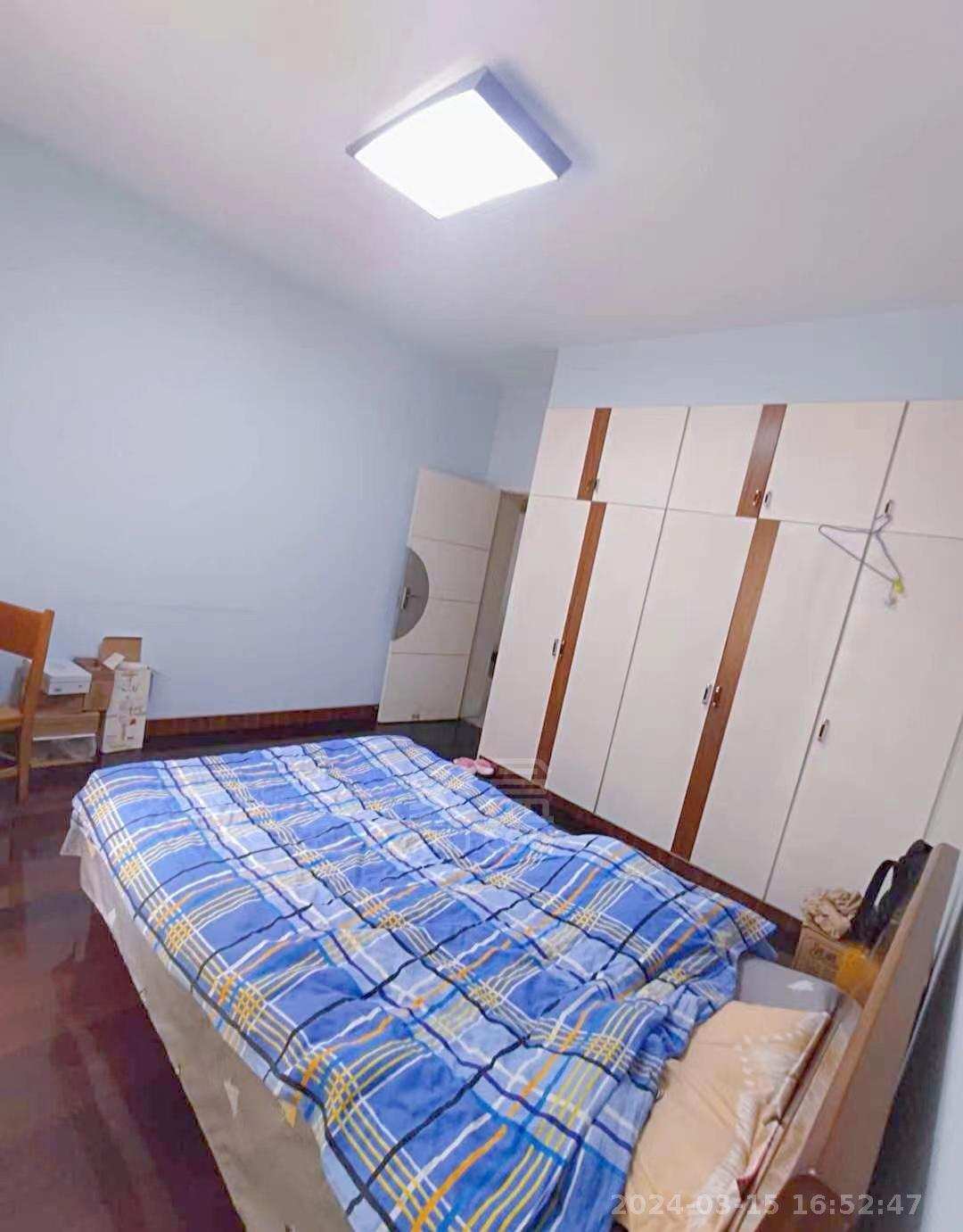 家园小区 4室2厅2卫 2100.0元/月 家园小区 4室2厅2卫 2100.0元/月室内图