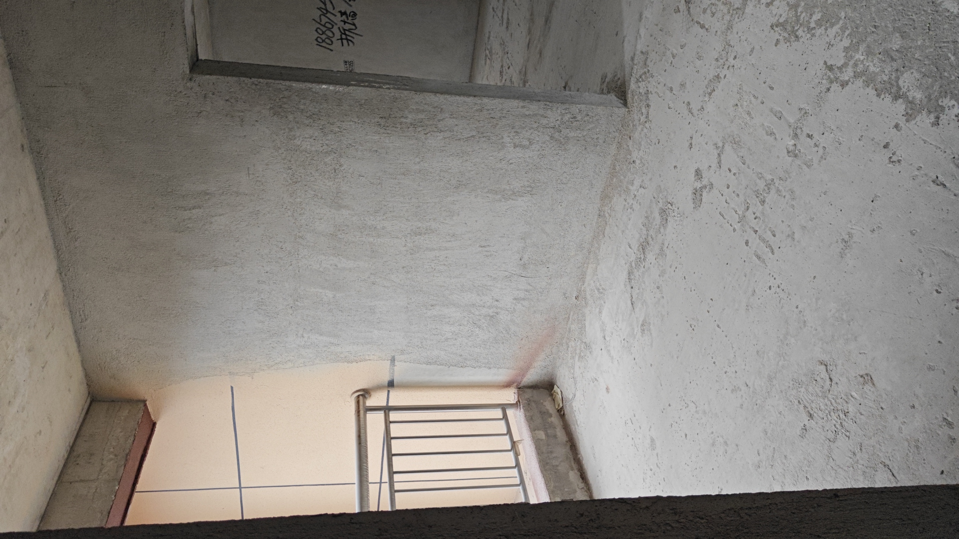 吉星佳苑  4室2厅2卫   75.00万