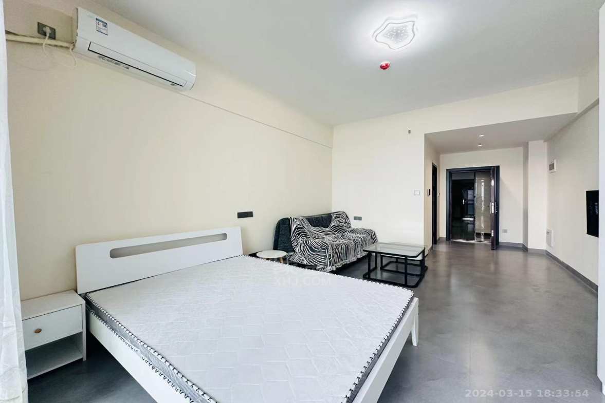 中泰财富湘江  1室1厅1卫    1800.0元/月室内图1