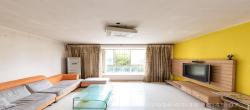 新星小区  3室2厅2卫   2000.00元/月