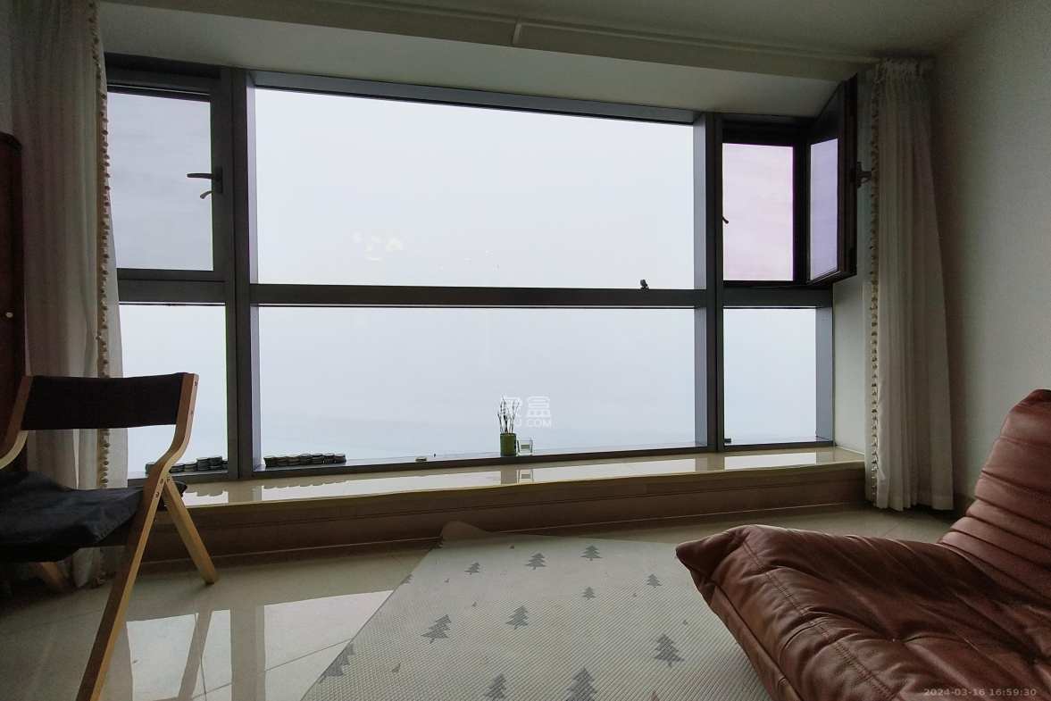 华远隆玺 5室2厅4卫 18000.0元/月 华远隆玺 5室2厅4卫 18000.0元/月室内图