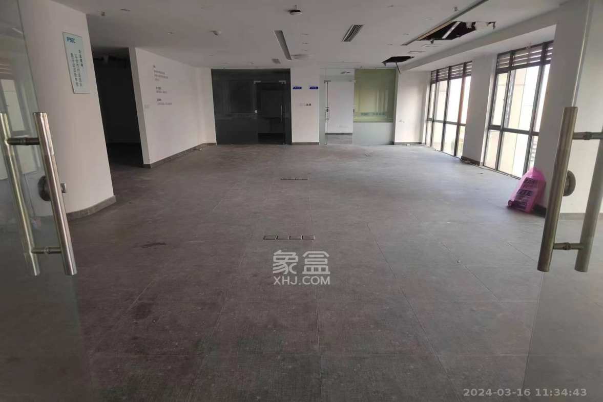 潇湘名城(新里程潇湘名城)  1室0厅1卫   2400.00元/月室内图1