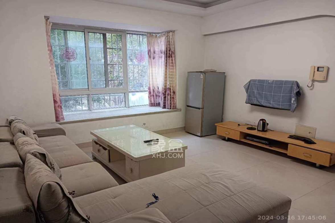 楚天世纪城东苑  3室2厅1卫    1600.0元/月 楚天世纪城东苑  3室2厅1卫    1600.0元/月室内图