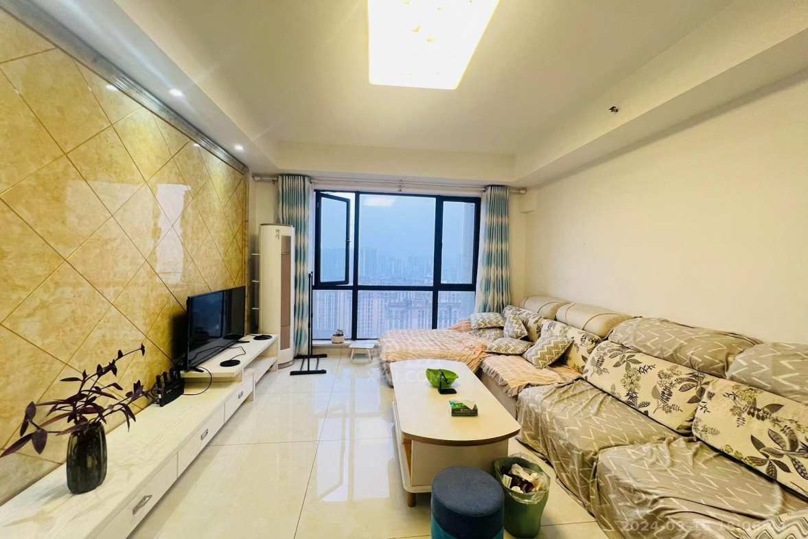 新桂公馆  2室2厅1卫   1800.00元/月室内图