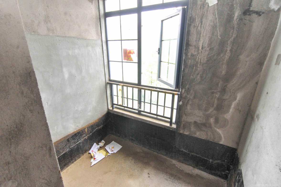 中海梅溪湖壹号  7室3厅3卫    10000.0元/月 中海梅溪湖壹号  7室3厅3卫    10000.0元/月室内图