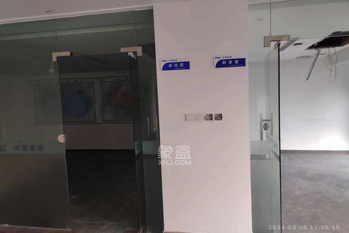 潇湘名城(新里程潇湘名城)  1室0厅1卫   2400.00元/月室内图