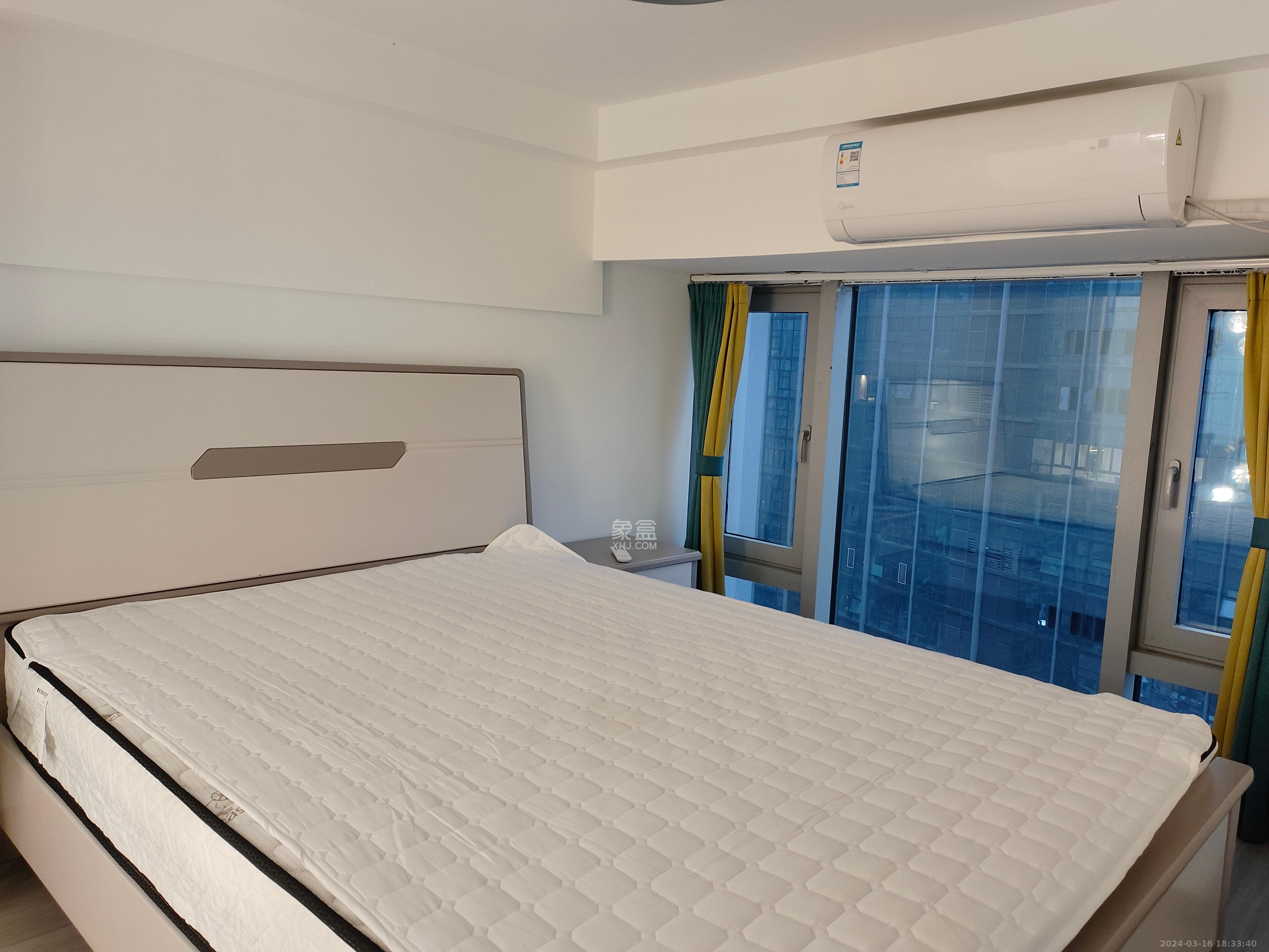 福晟翡翠湾  1室1厅1卫    2300.0元/月