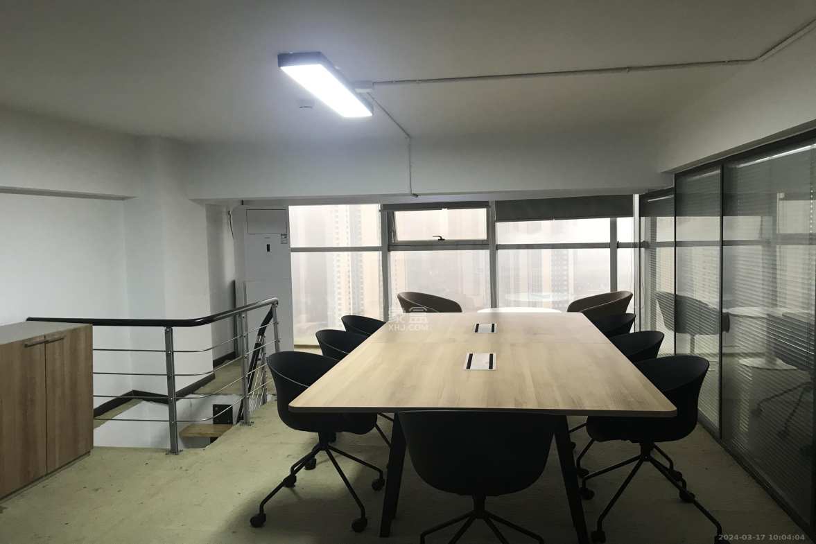 城市快线（新建大厦）  1室1厅1卫    5000.0元/月室内图