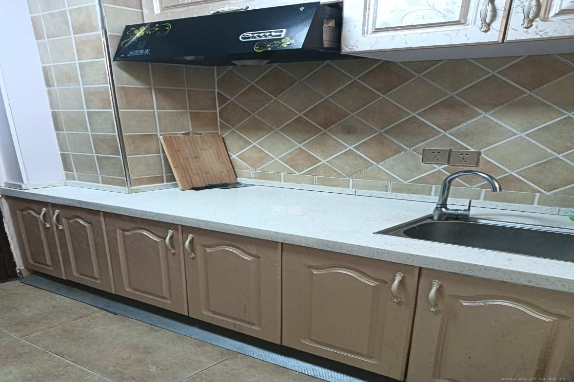 上城星座 1室1厅1卫 1800.0元/月 上城星座 1室1厅1卫 1800.0元/月室内图