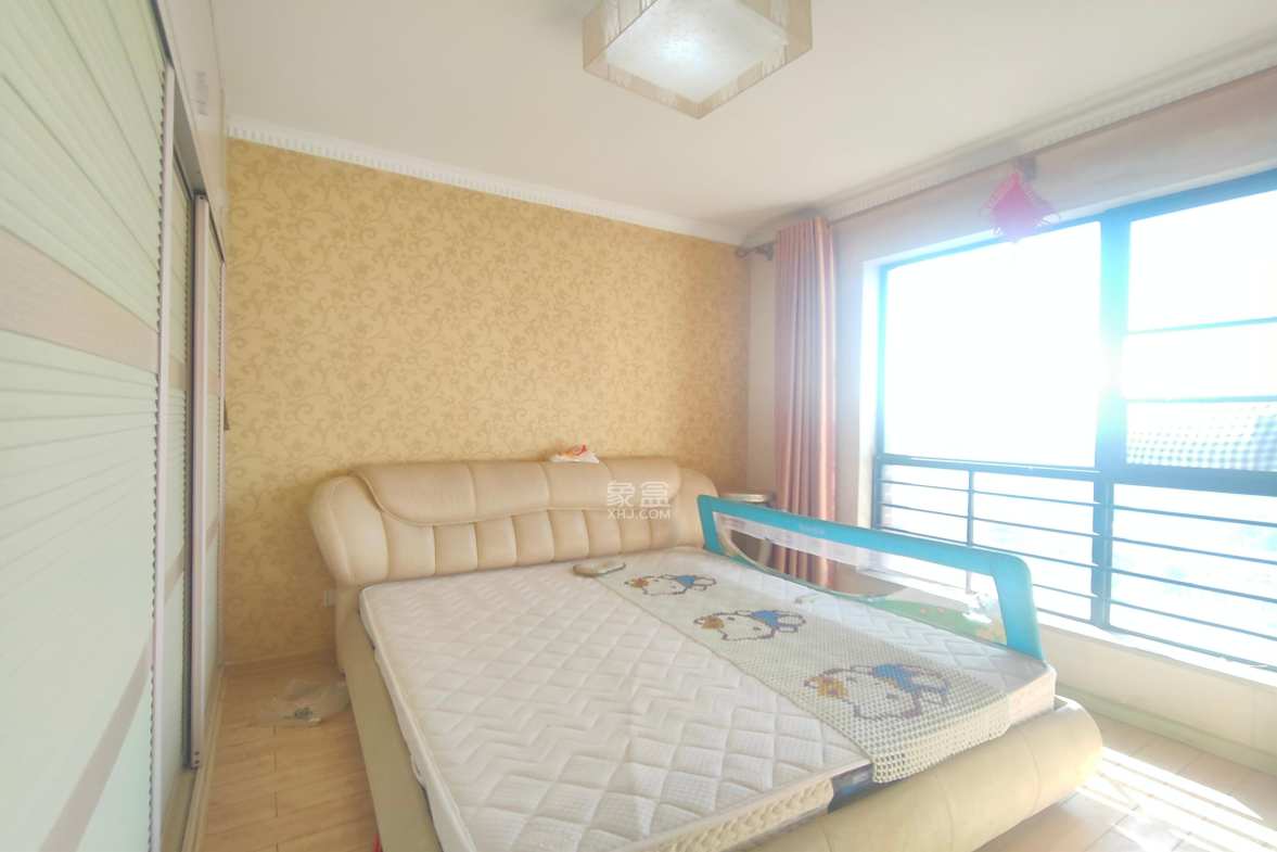 尚城 3室2厅2卫 2800.0元/月 尚城 3室2厅2卫 2800.0元/月室内图